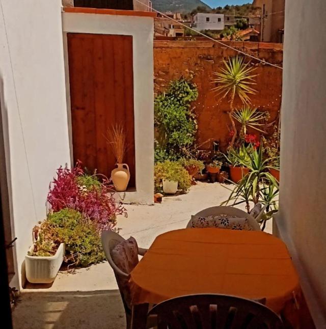 فيلا A Casa Di Nonna Iun Q2951 فلومينيماجيوري المظهر الخارجي الصورة